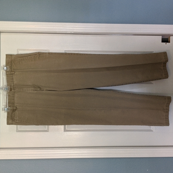 Dockers D3 Classic Khaki Pants - Picture 2 of 5
